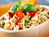 Cous cous con pomodorini e&nbsp;basilico: